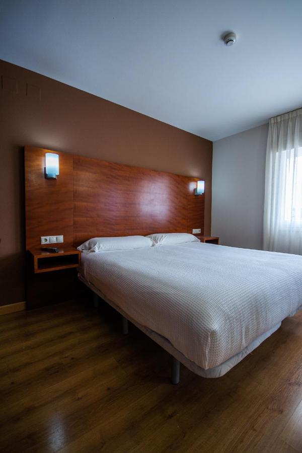 Pension Viella Asturias Oviedo Zewnętrze zdjęcie